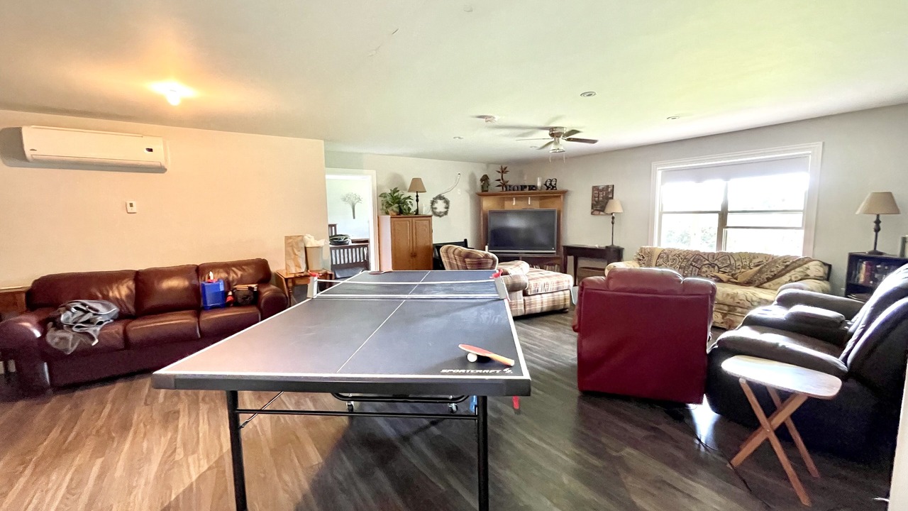 Photo of Livingroom in Mayfield