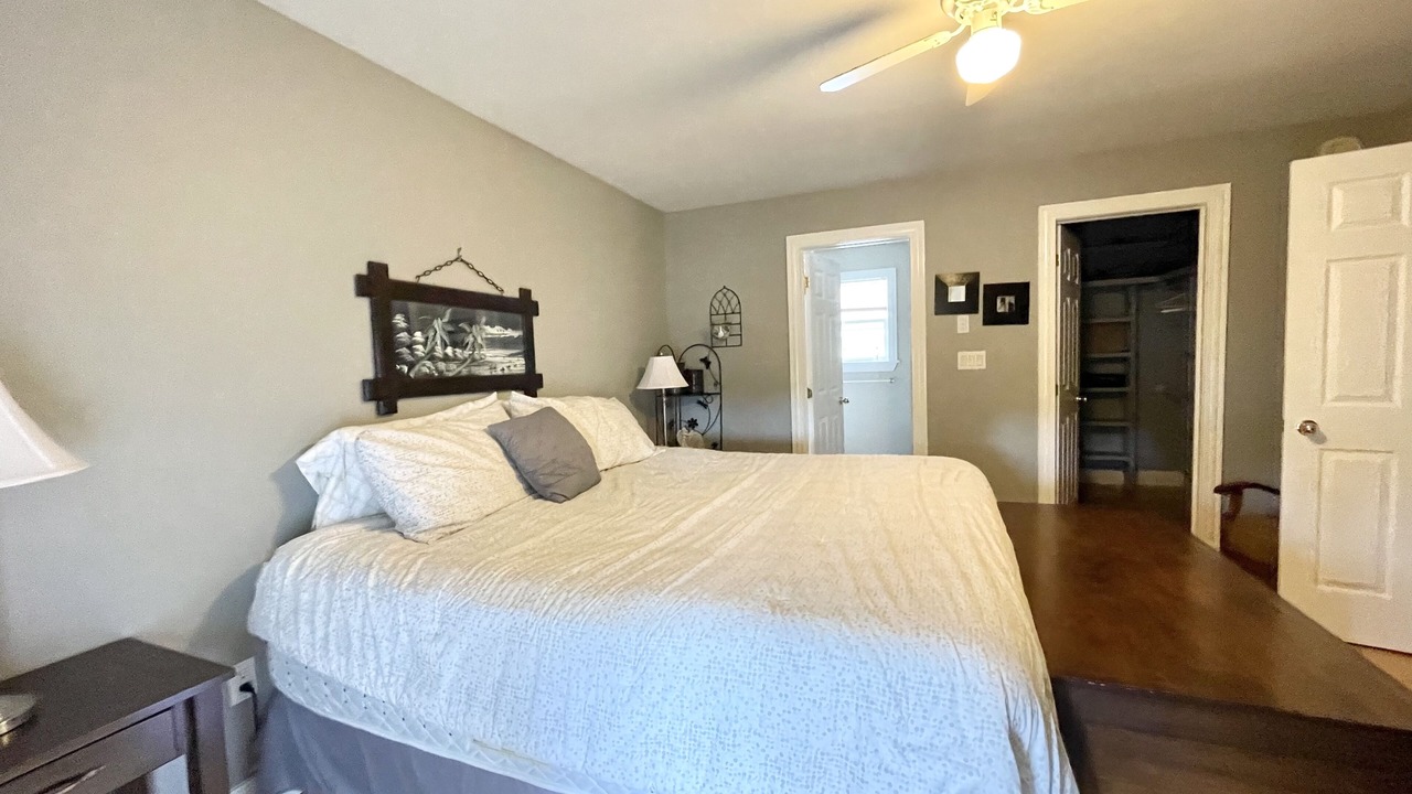 Photo of Bedroom in Mayfield