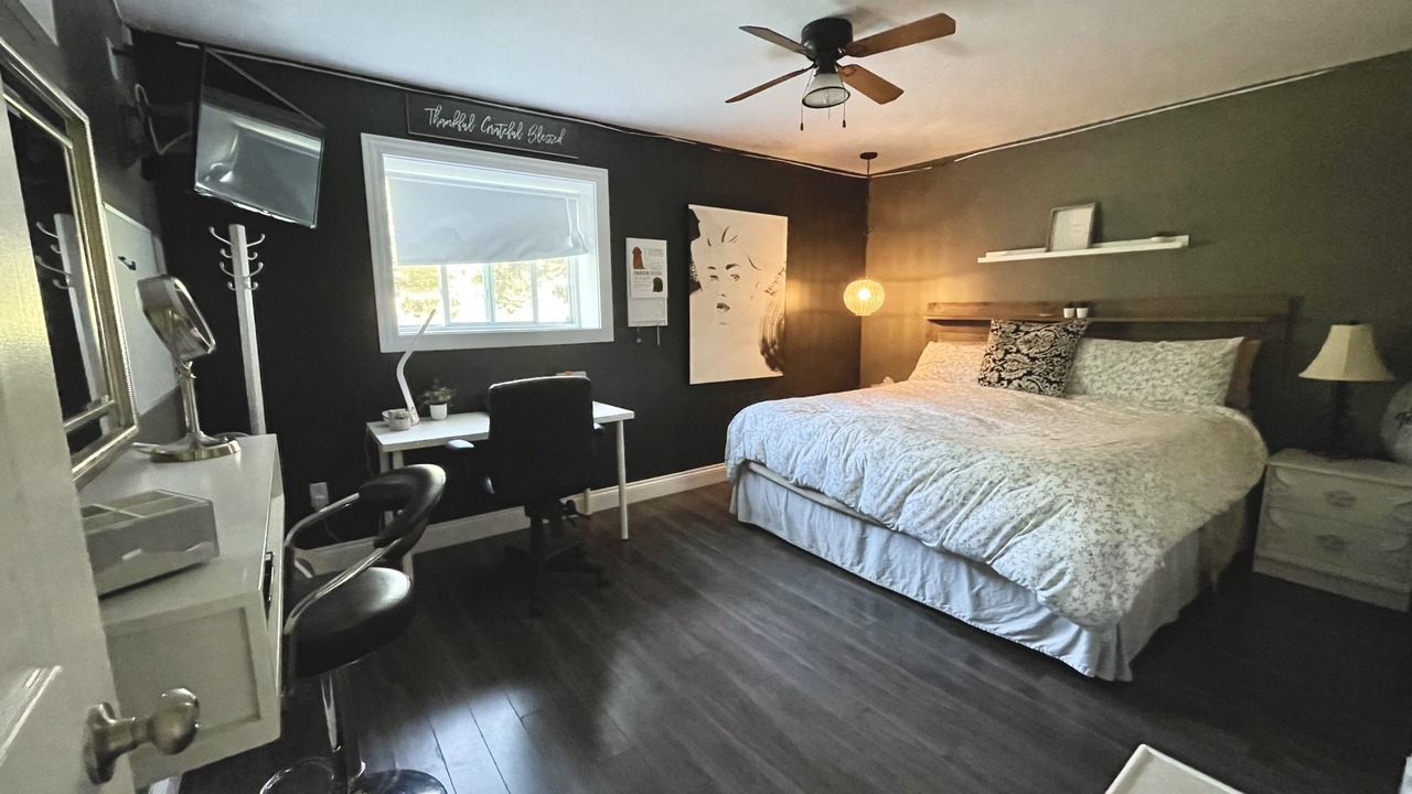 Photo of Bedroom in Mayfield