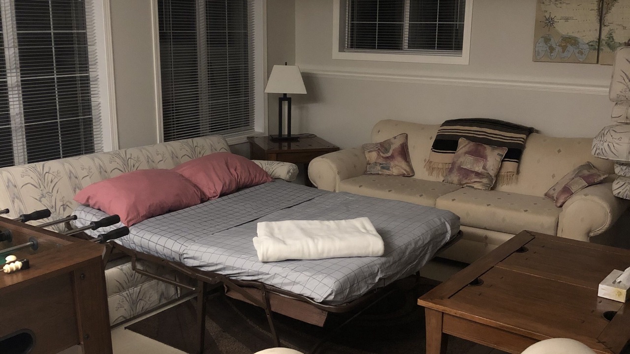 Photo of Livingroom in East Kootenay