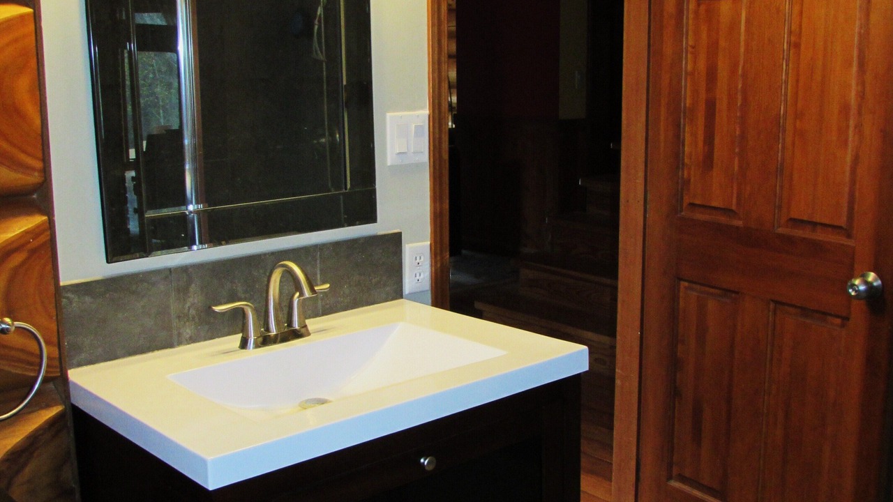 Photo of Bathroom in Golden