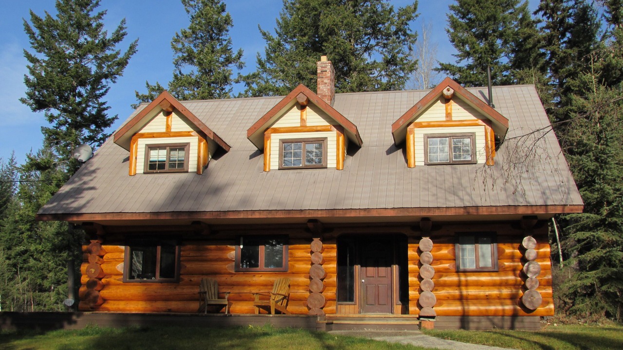 Photo of Outdoor in Golden