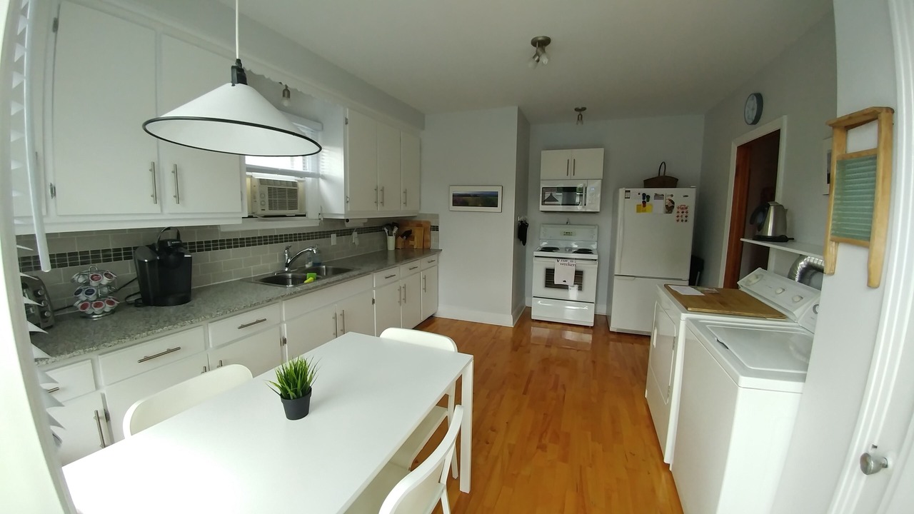 Photo of Kitchen in Cote-Des-Neiges—Notre-Dame-De-Grace