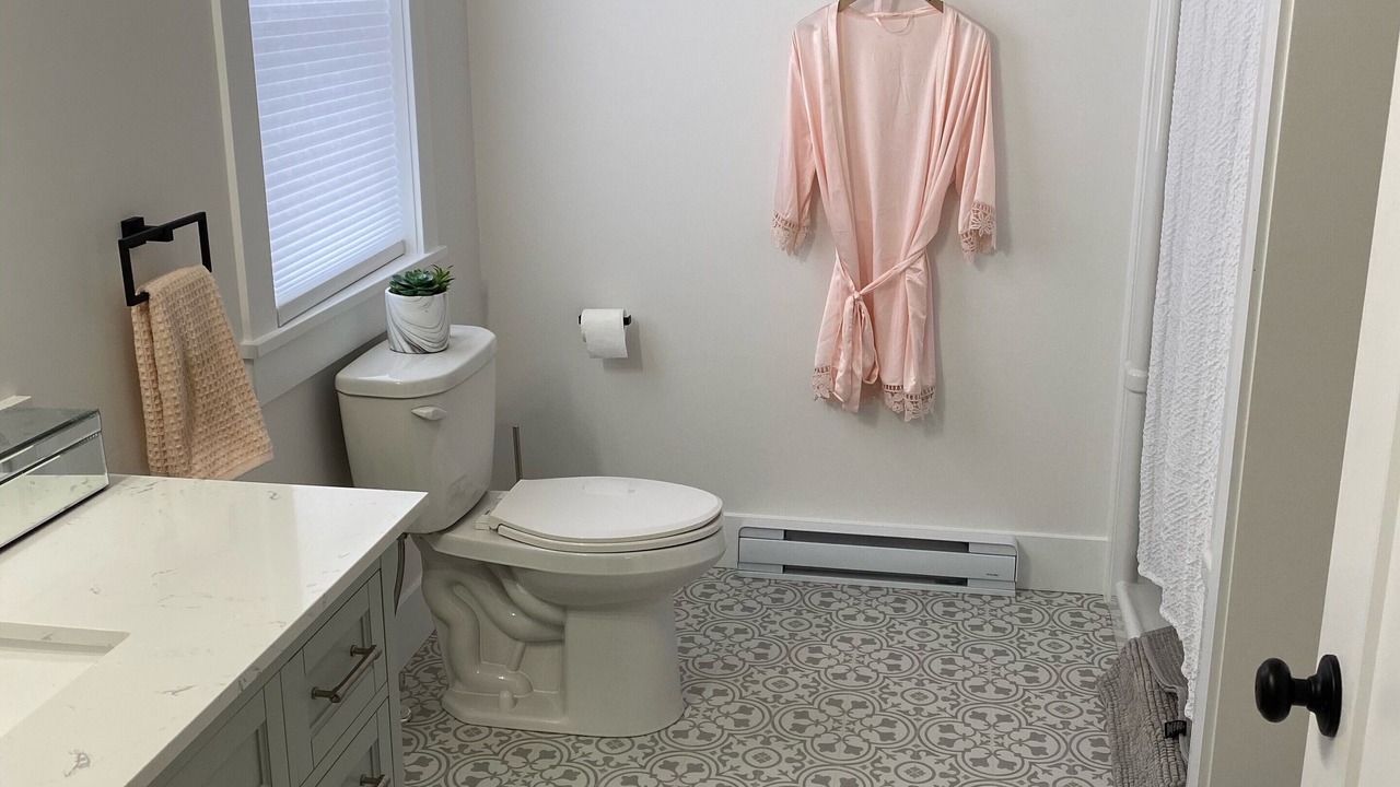 Photo of Bathroom in Mermaid