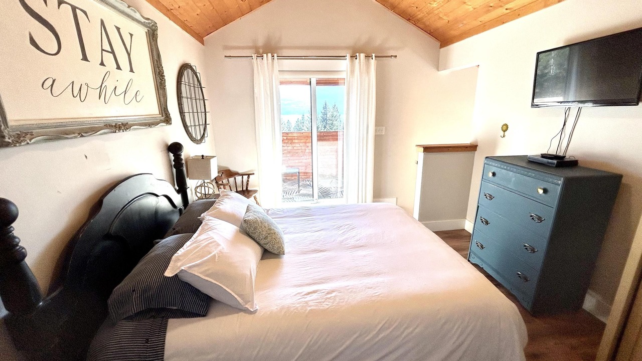 Photo of Bedroom in Anglemont