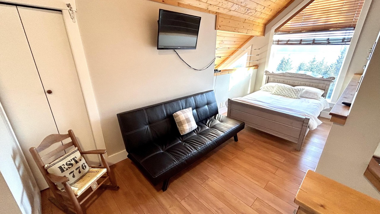 Photo of Bedroom in Anglemont