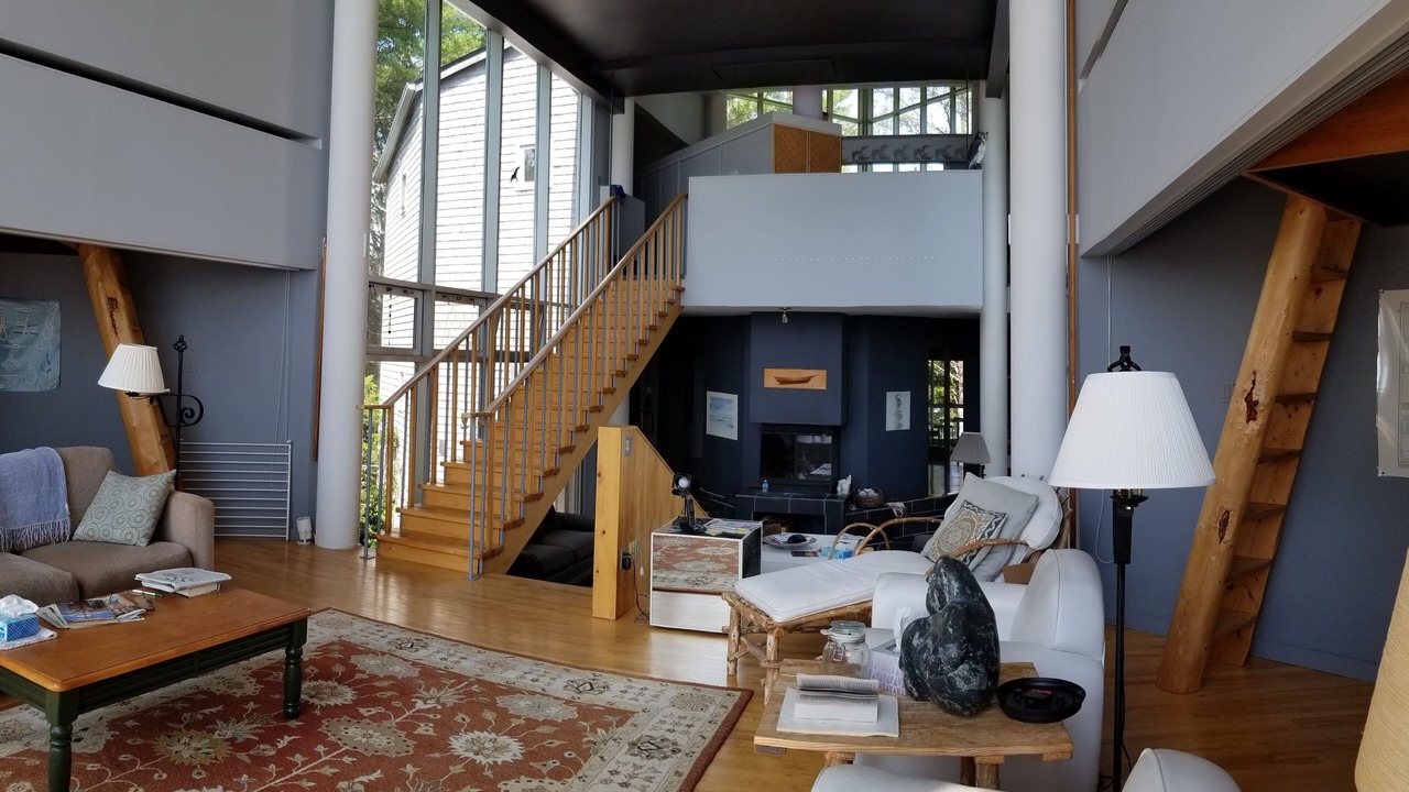Photo of Livingroom in Middle River