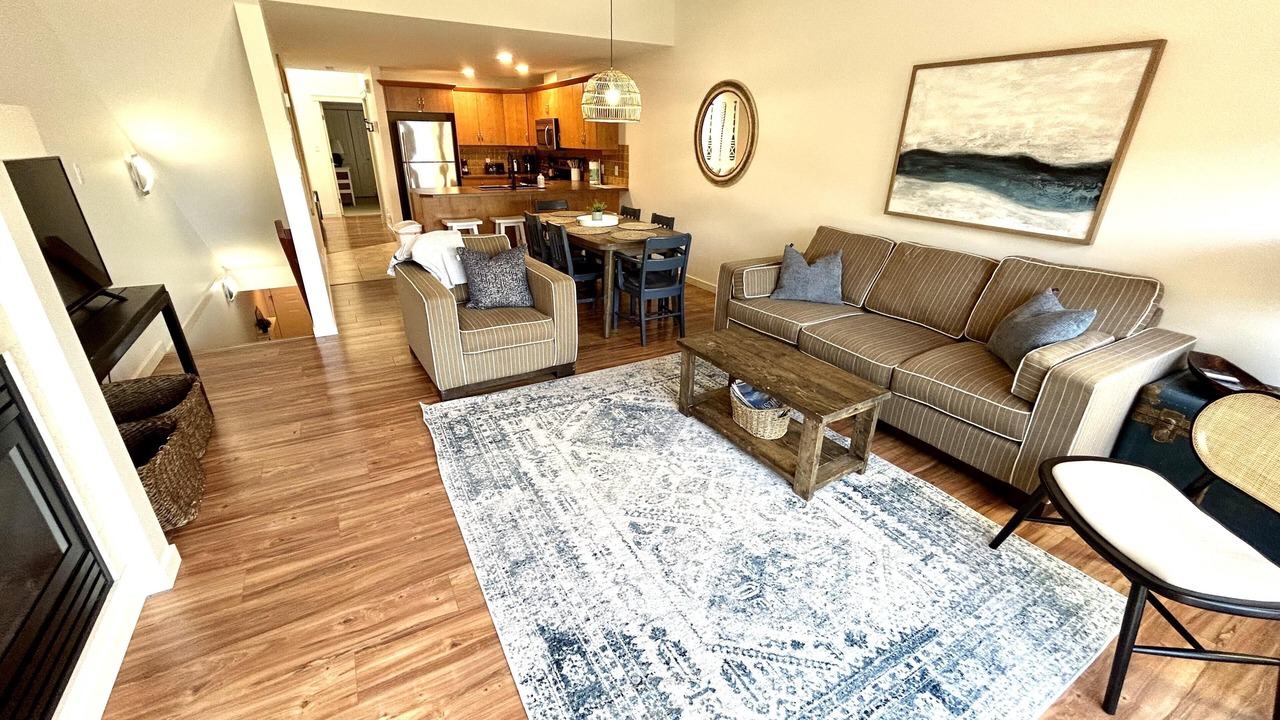 Photo of Livingroom in Scotch Creek