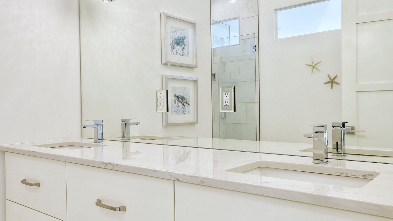 Photo of Bathroom in Dunnville