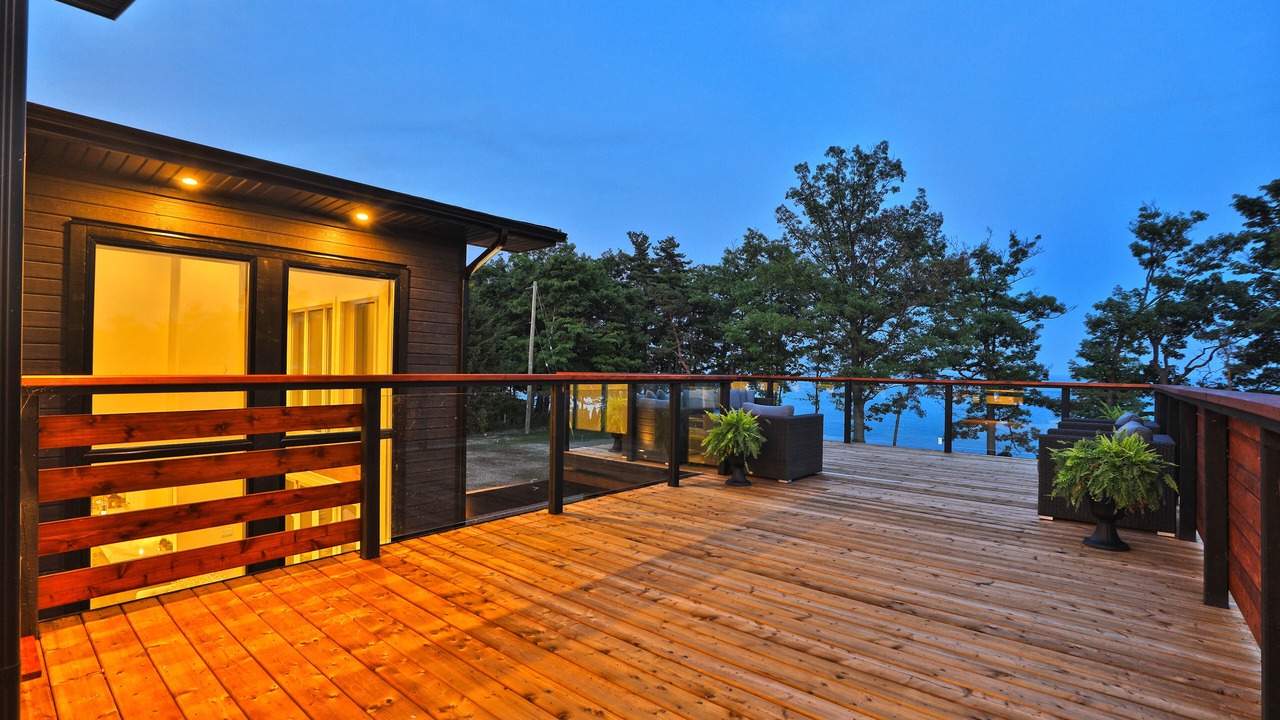 Photo of Patio Balcony in Dunnville