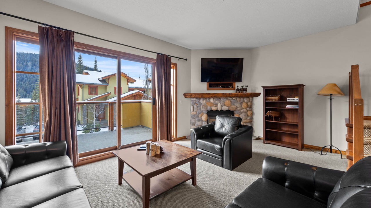 Photo of Livingroom in Sun Peaks