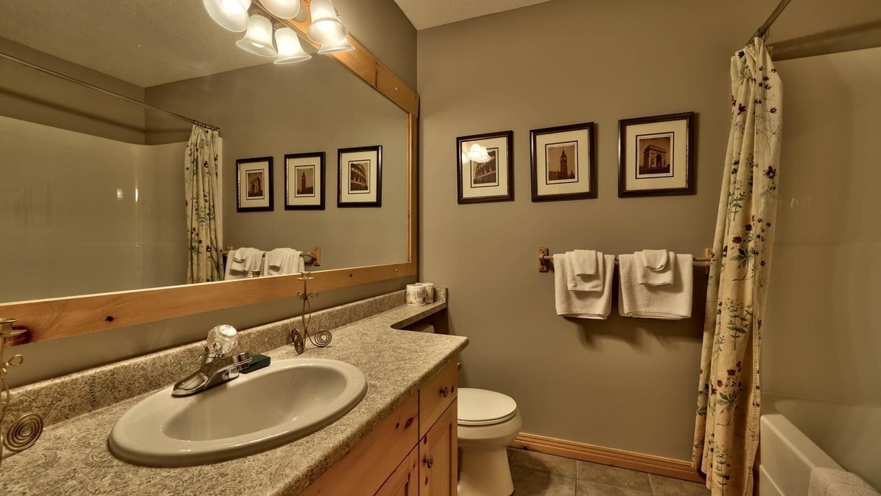 Photo of Bathroom in Sun Peaks