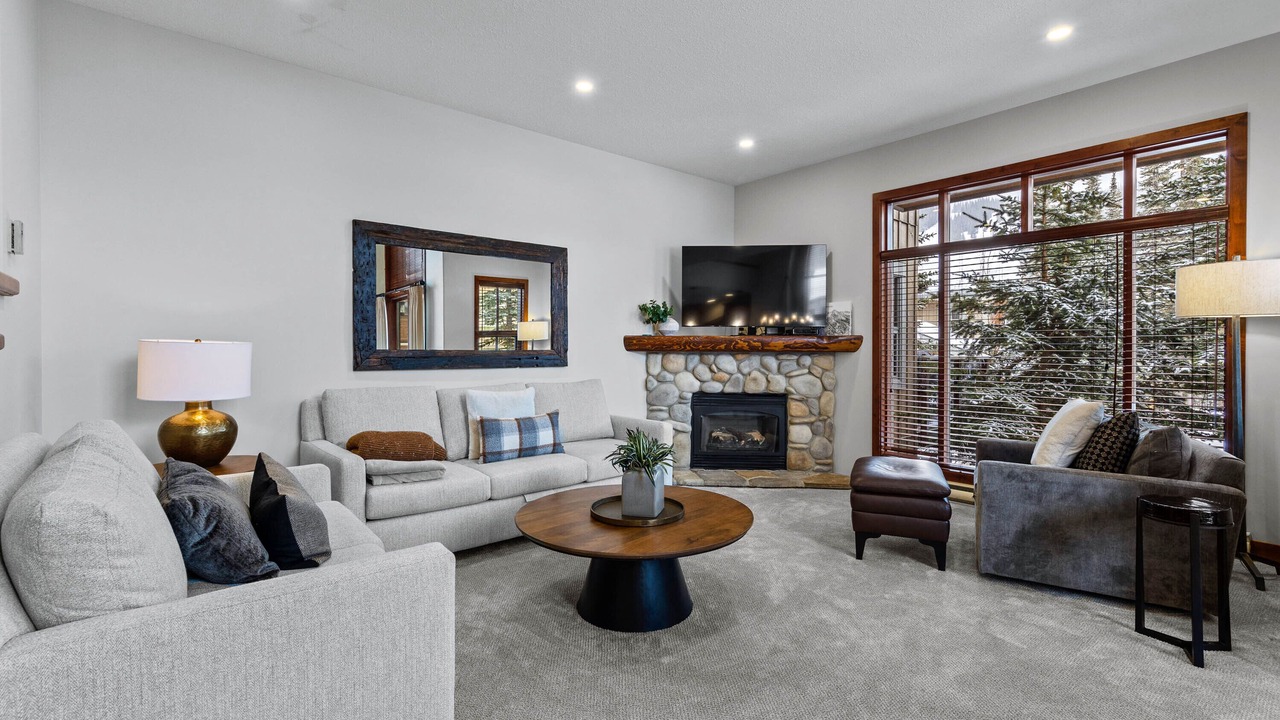 Photo of Livingroom in Sun Peaks