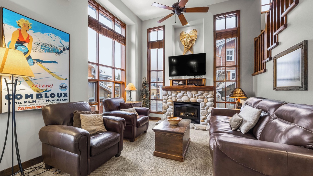 Photo of Livingroom in Sun Peaks