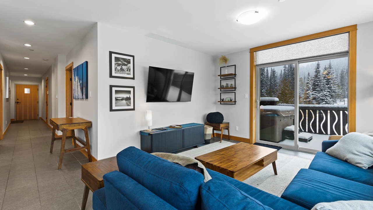 Photo of Livingroom in Sun Peaks