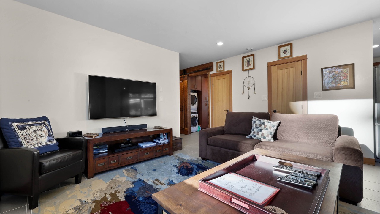 Photo of Livingroom in Sun Peaks