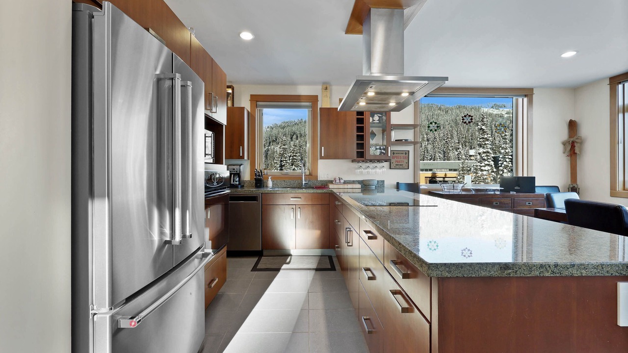 Photo of Kitchen in Sun Peaks