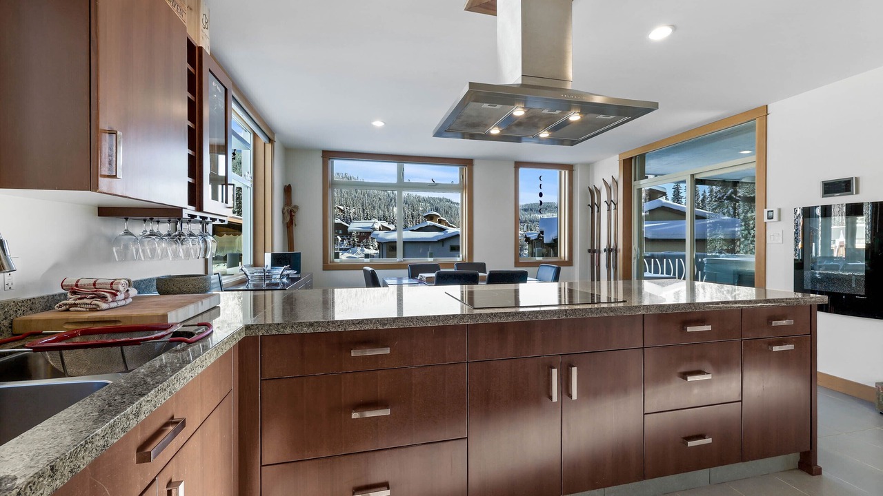 Photo of Kitchen in Sun Peaks