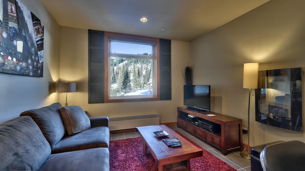 Photo of Livingroom in Sun Peaks