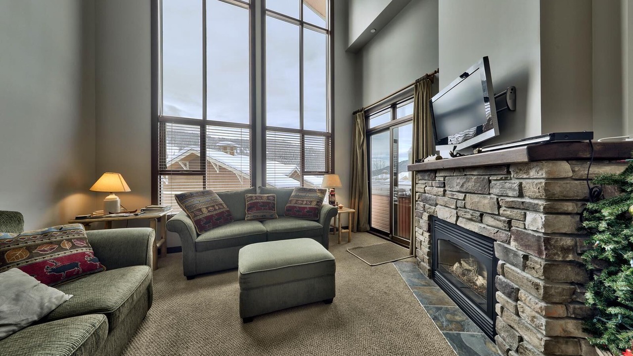 Photo of Livingroom in Sun Peaks