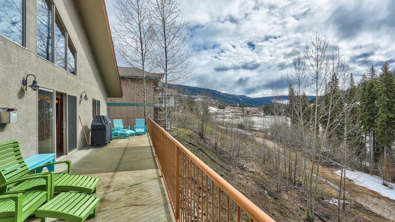 Photo of Patio Balcony in Sunburst Estates