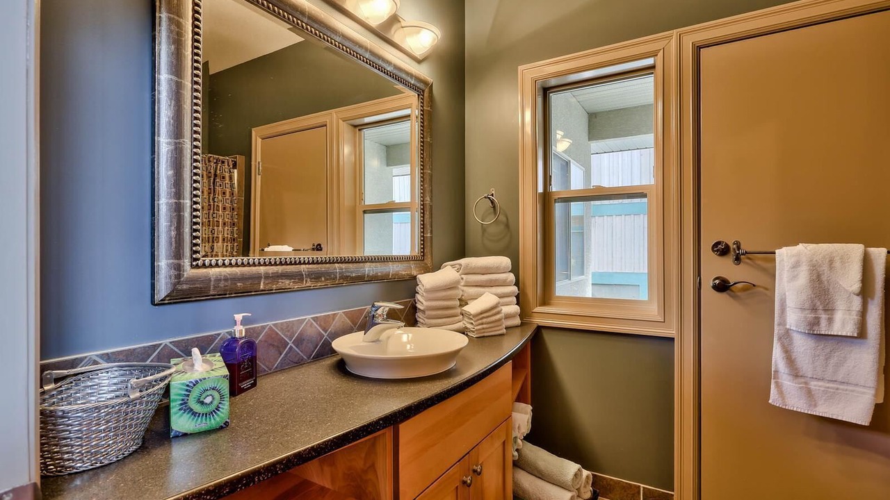 Photo of Bathroom in Sunburst Estates