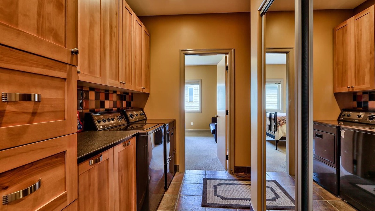 Photo of Others in Sunburst Estates
