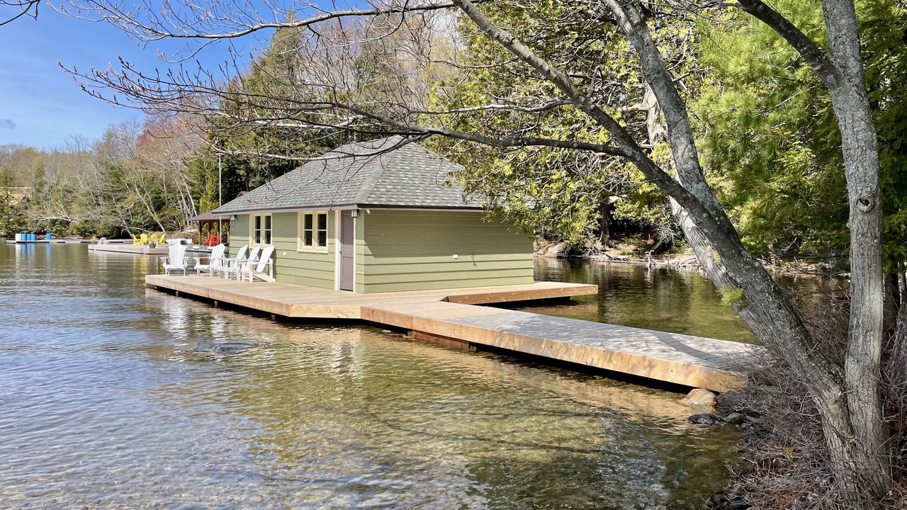 Photo of Others in Muskoka Lakes