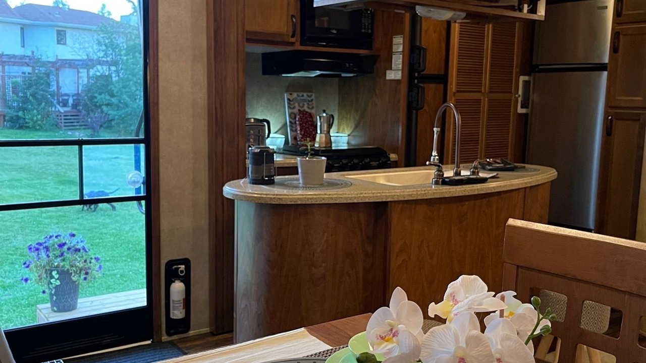 Photo of Kitchen in Leduc County