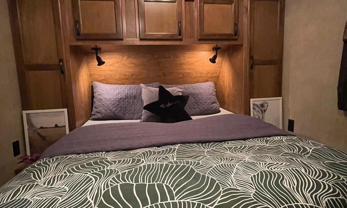 Photo of Bedroom in Leduc County