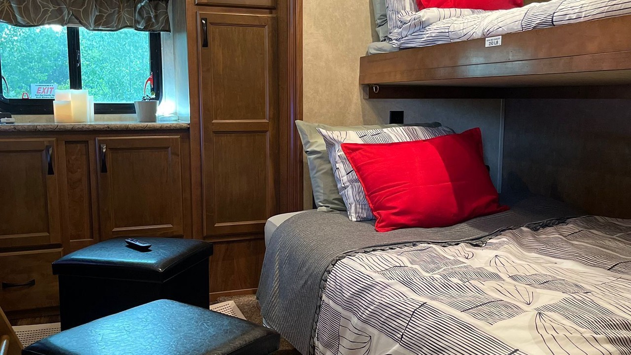 Photo of Bedroom in Leduc County