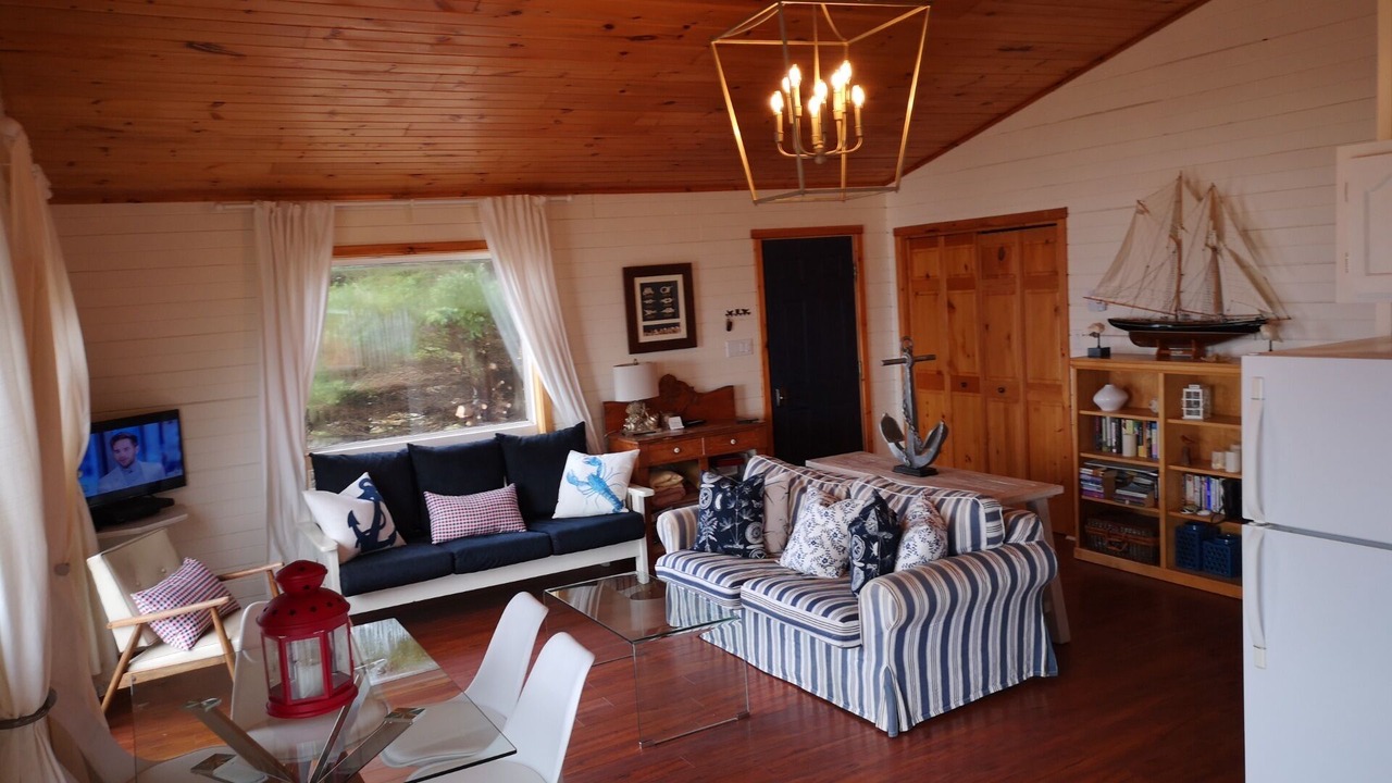 Photo of Livingroom in Tryon