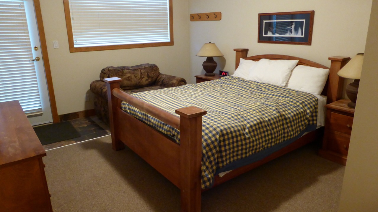 Photo of Bedroom in East Kootenay
