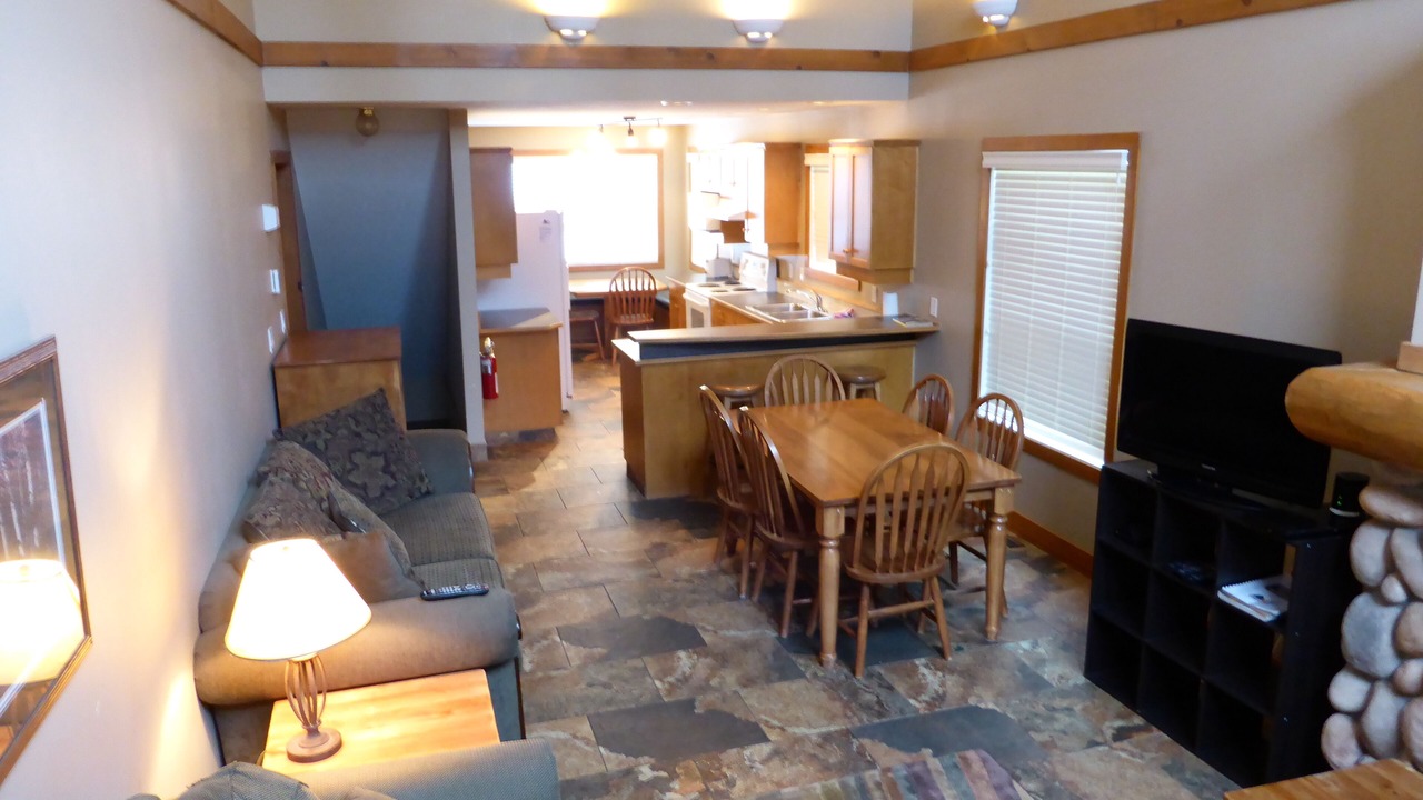 Photo of Livingroom in East Kootenay