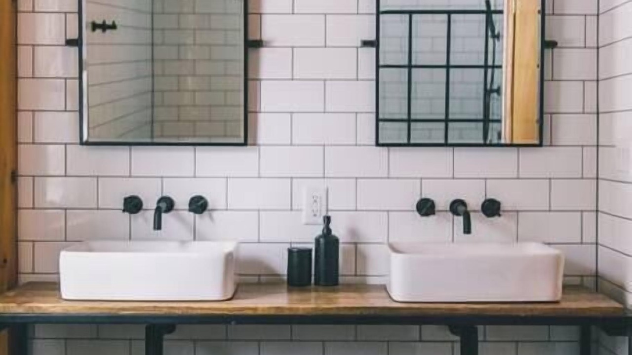 Photo of Bathroom in Frontenac