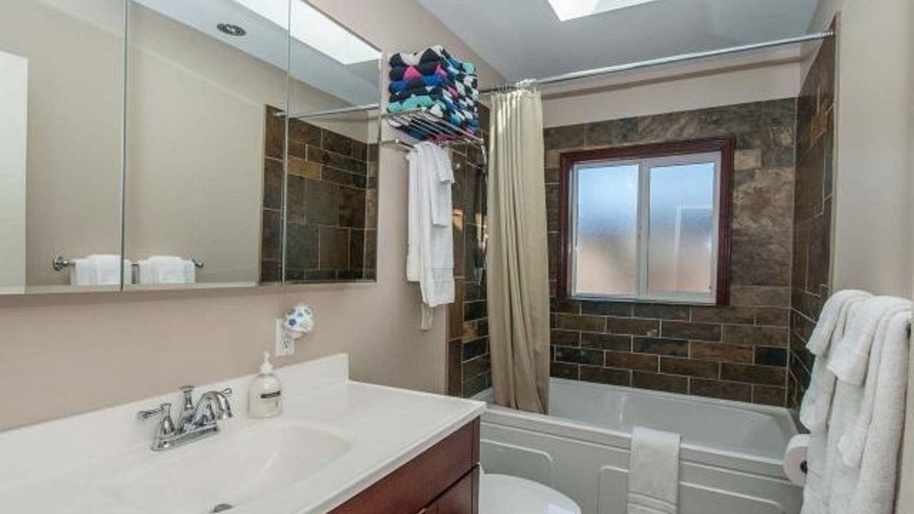 Photo of Bathroom in Regional District of Nanaimo
