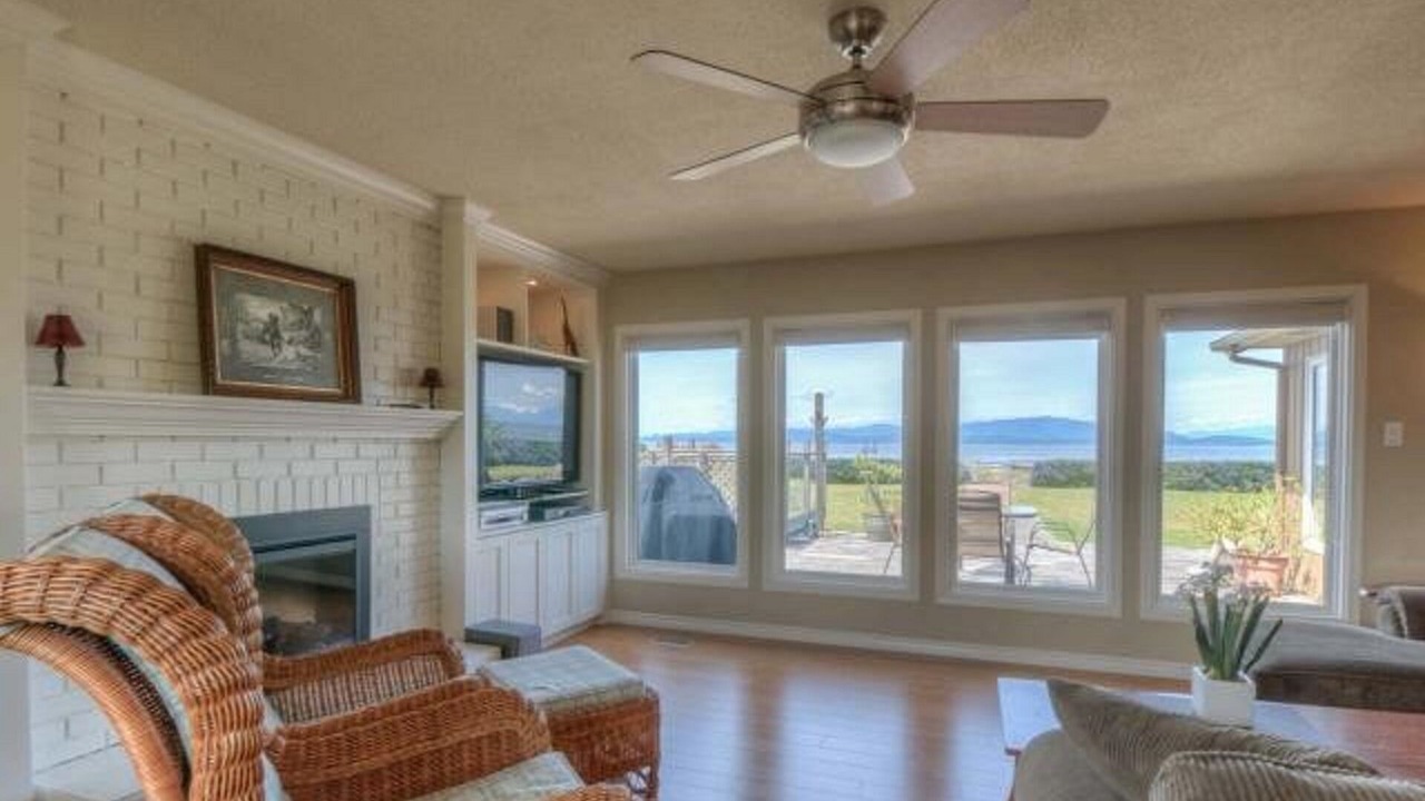 Photo of Livingroom in Regional District of Nanaimo