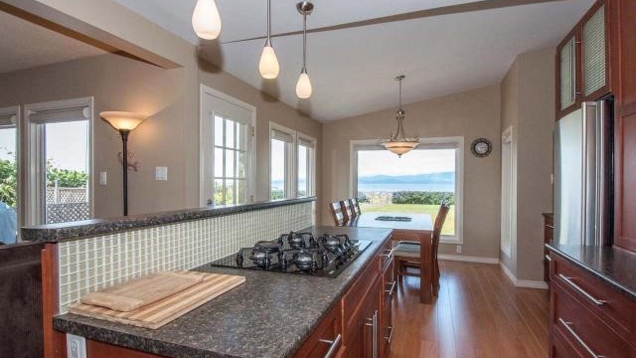 Photo of Kitchen in Regional District of Nanaimo
