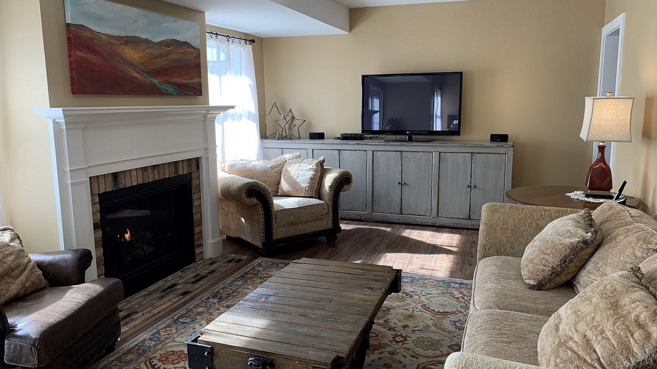 Photo of Livingroom in Old Town Historic District