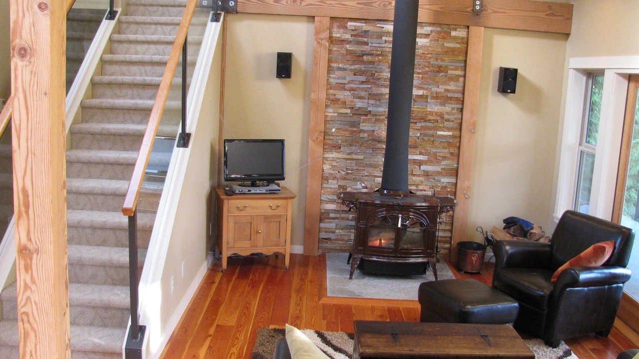 Photo of Bedroom in Pender Island
