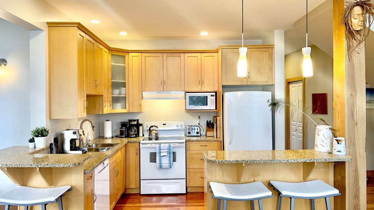 Photo of Kitchen in East Sooke