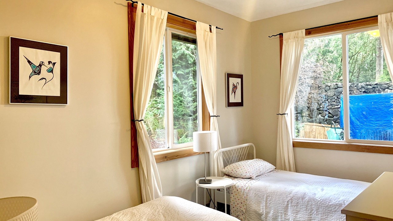 Photo of Bedroom in East Sooke