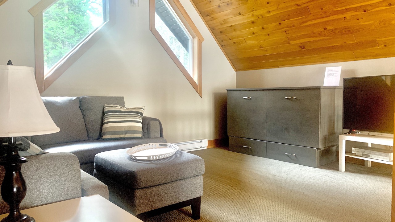 Photo of Livingroom in East Sooke