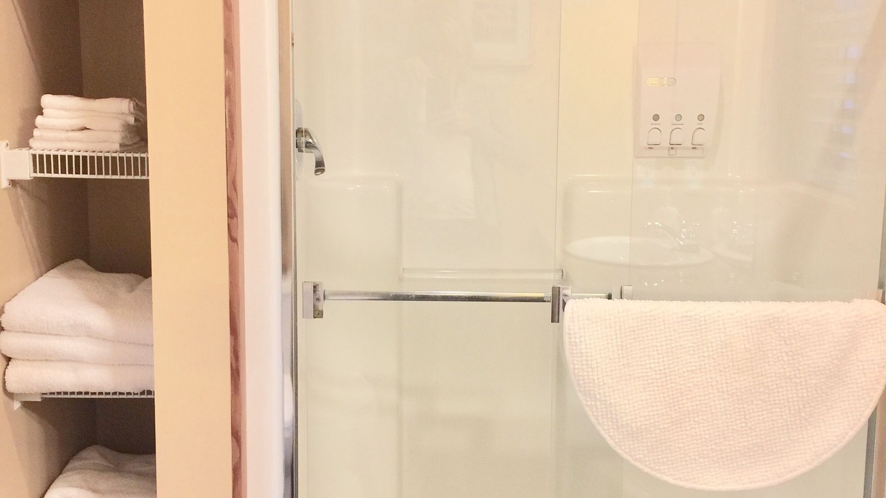 Photo of Bathroom in East Sooke