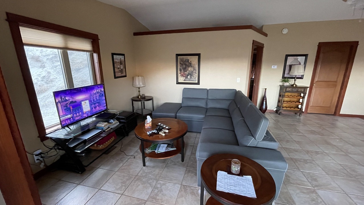 Photo of Livingroom in Okanagan-Similkameen