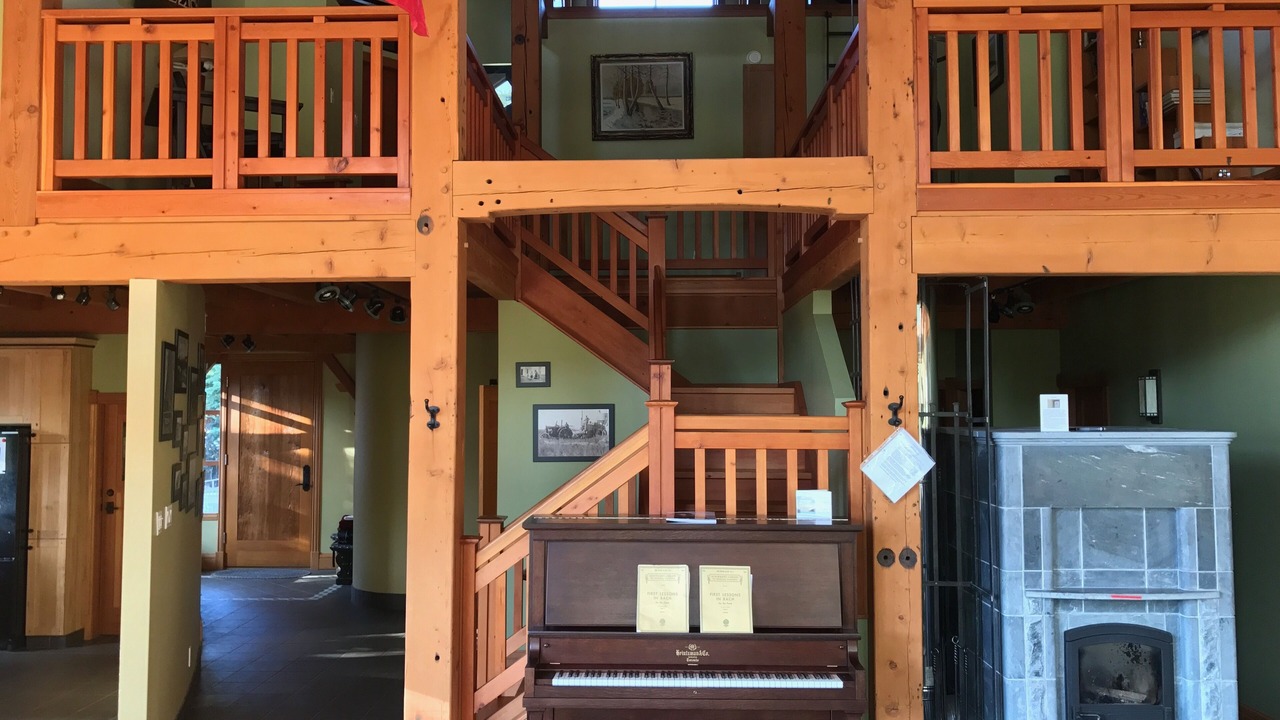 Photo of Bedroom in East Kootenay