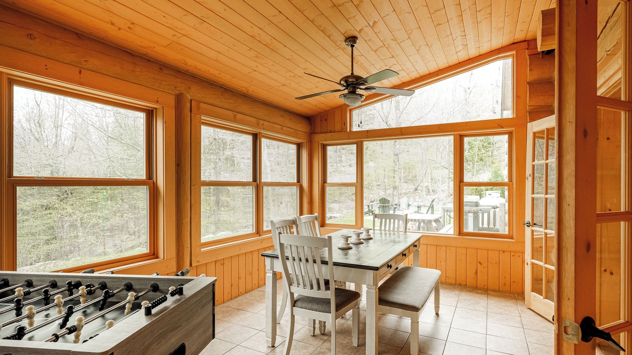 Photo of Bedroom in Fiddler Lake Resort