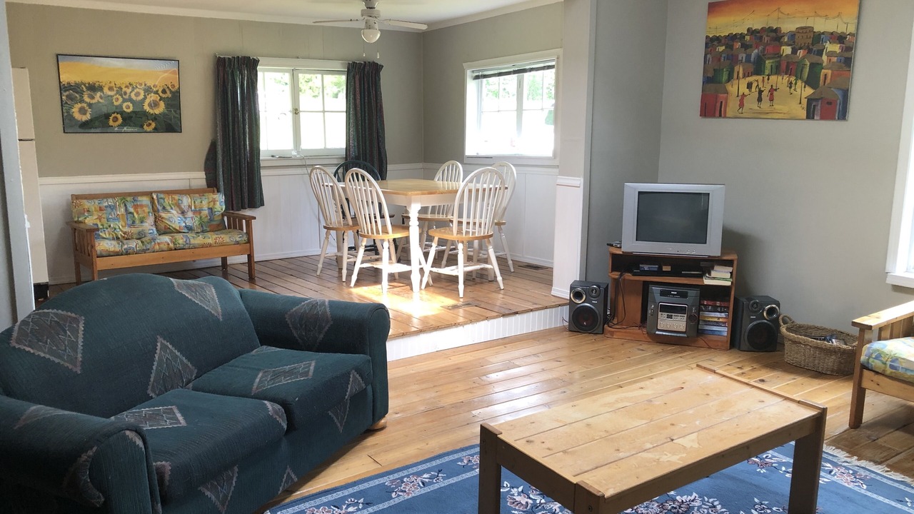 Photo of Livingroom in Magna bay