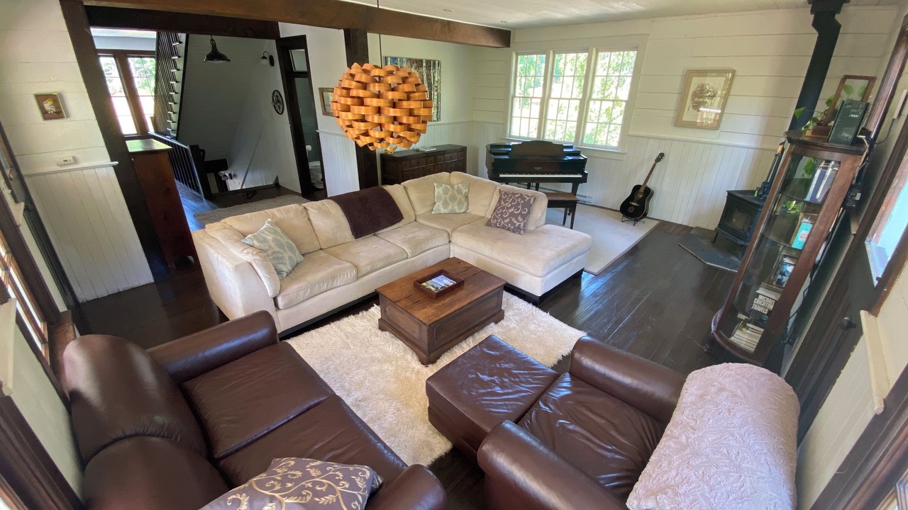 Photo of Livingroom in Salt Spring Island