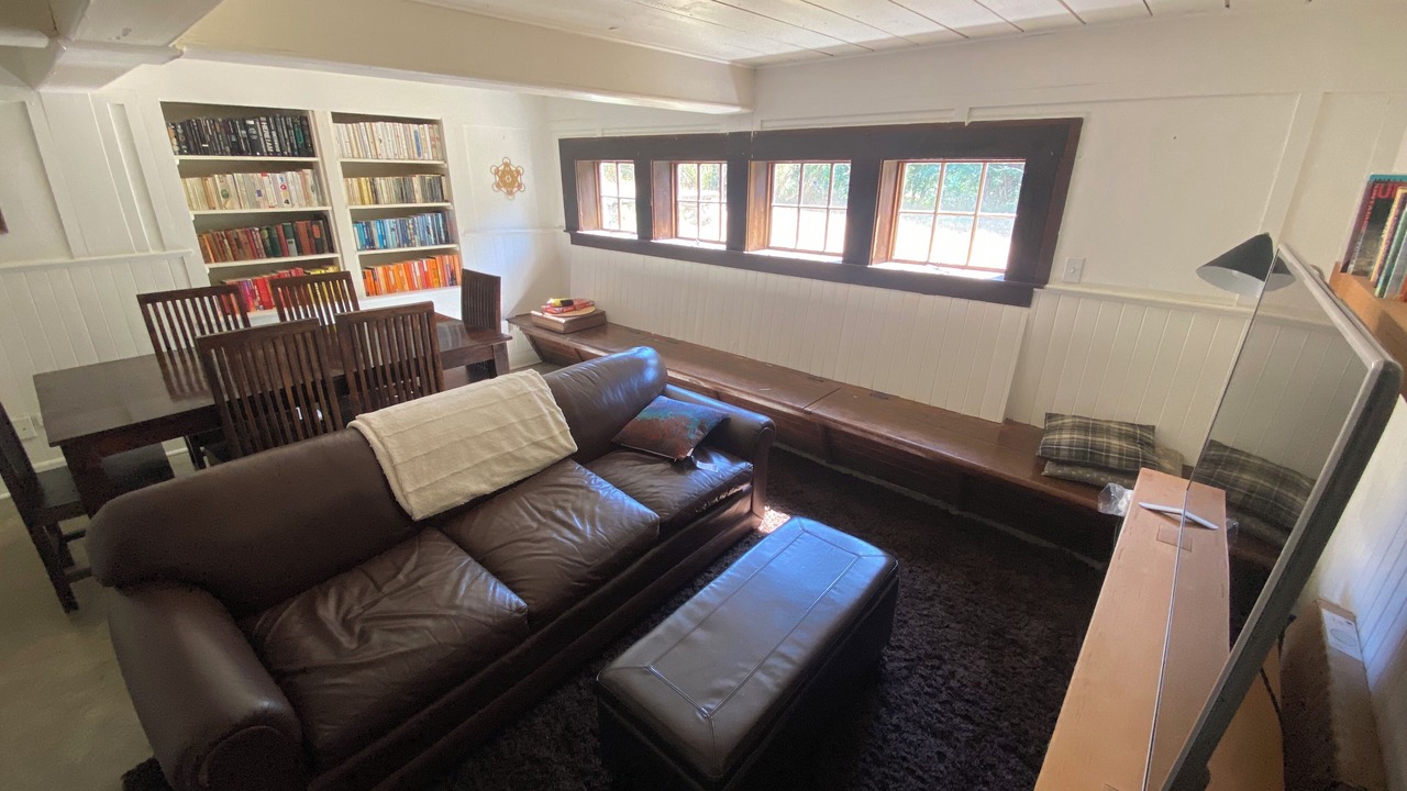 Photo of Livingroom in Salt Spring Island